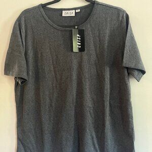 Crisp Men's Large Gray Tee - NWT